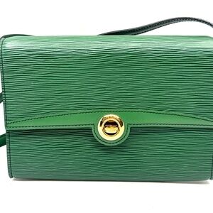 Authentic Louis Vuitton Epi Pochette Arche Shoulder Green color bag  M52574